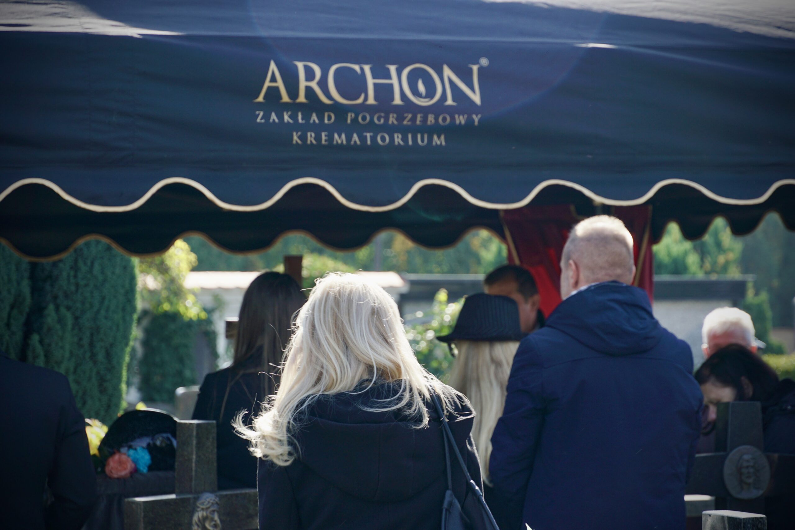 Świecka ceremonia pogrzebowa. Pożegnanie pełne sensu i autentyczności