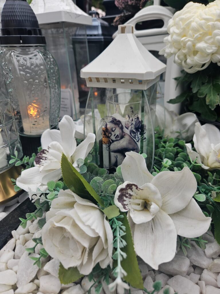 f7883d5e-dbd9-42de-987b-b736a6233fcf