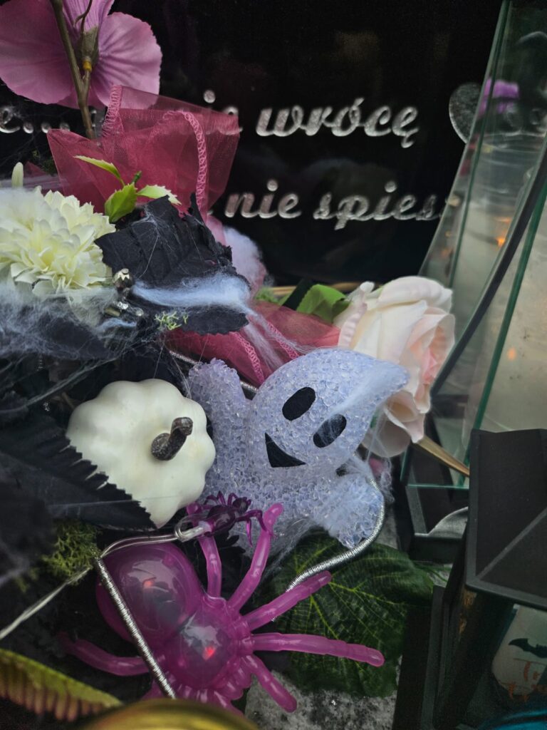 f879c9e8-8275-455a-98d7-d496ae4818b0